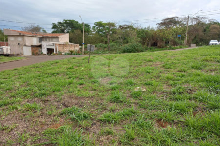 Terreno no Prolongamento Jardim das Torres.