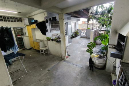 Casa à venda com 3 quartos, sendo 1 suíte, em Umarizal, São Paulo, SP