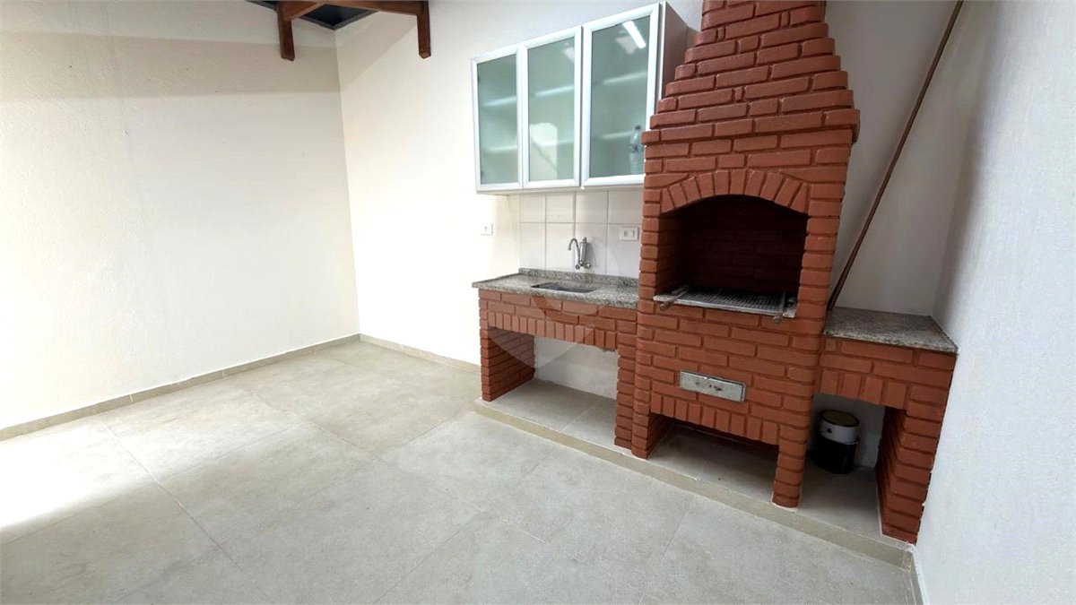 Sobrado à venda com 3 quartos, sendo 1 suíte, em Jardim Vila Formosa, São Paulo, SP