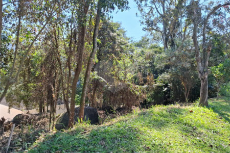 Terreno à venda no condomínio Itaguaçu da Cantareira, São Paulo - SP