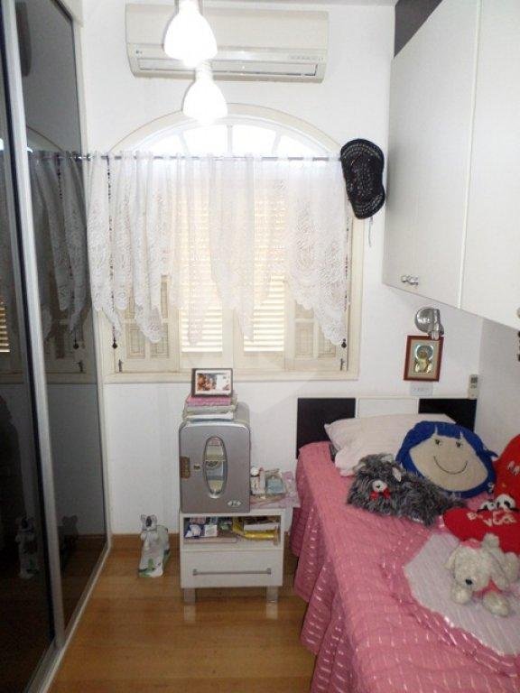 Casa à venda com 5 quartos, sendo 2 suítes,  em Vila Gustavo, São Paulo, SP
