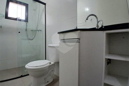 Apartamento para alugar com 2 quartos, sendo 1 suíte, em Jardim Carambeí, São Roque, SP