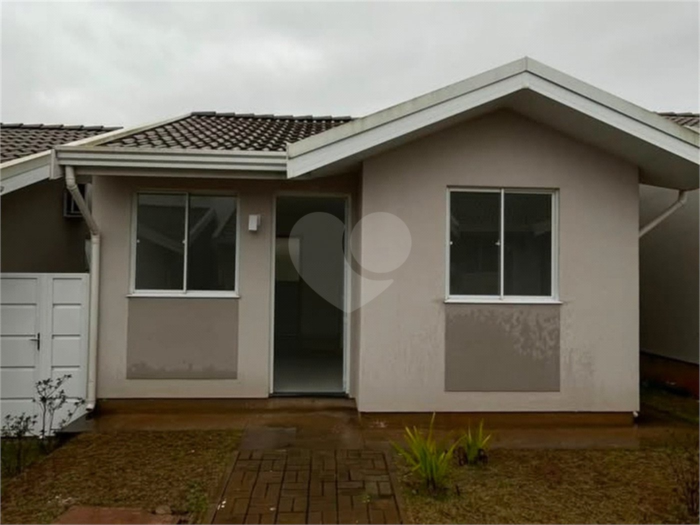 Casa à venda com 2 quartos no condomínio Alea, Iperó - SP