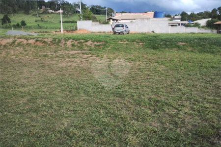 Chácara à venda com 2 quartos em Chácaras Berro D'água, Itu, SP