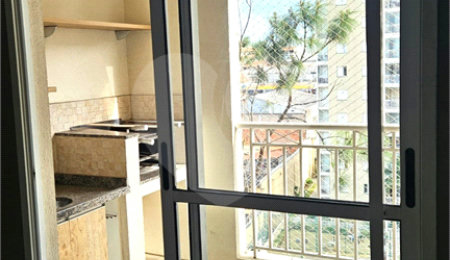 Apartamento à venda com 3 quartos, sendo 1 suíte,  em Vila Paulo Silas, São Paulo, SP