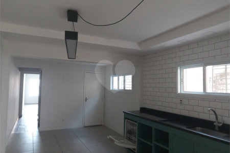 Sobrado à venda com 3 quartos, sendo 1 suíte, em Jardim Japão, São Paulo, SP