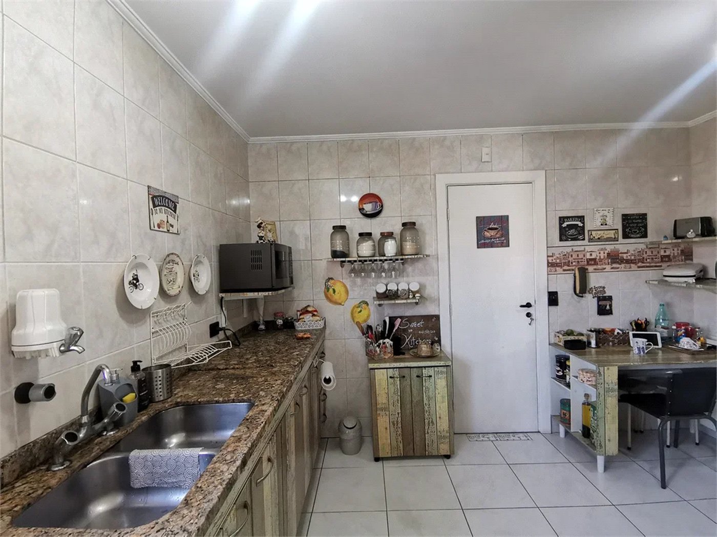 Apartamento à venda com 3 quartos, sendo 1 suíte,  em Vila Andrade, São Paulo, SP