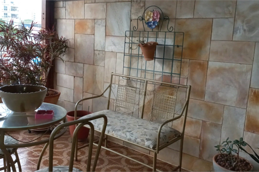 Sobrado à venda com 3 quartos em Santana, São Paulo, SP