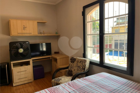 Casa à venda com 2 quartos no Centro, Diadema, SP