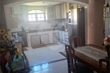 Casa à venda com 5 quartos, sendo 4 suítes, em Campo Grande, Rio de Janeiro, RJ