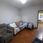 Casa à venda com 3 quartos, sendo 1 suíte, em Alto da Lapa, São Paulo, SP