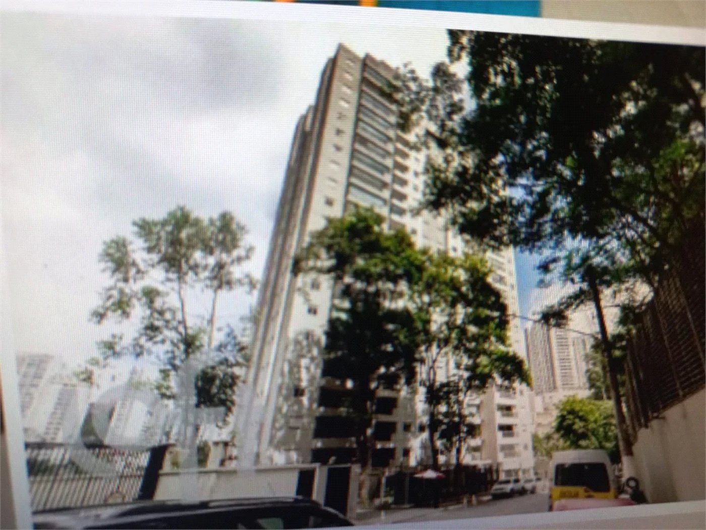 Apartamento à venda com 3 quartos, sendo 1 suíte,  em Vila Andrade, São Paulo, SP