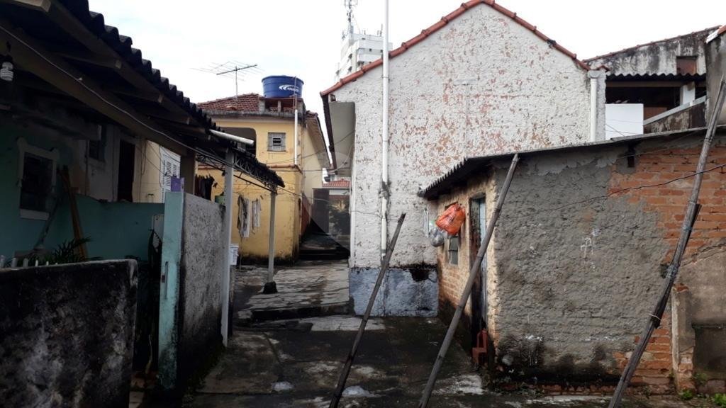 Casa Térrea à venda com 4 quartos em Chora Menino, São Paulo, SP
