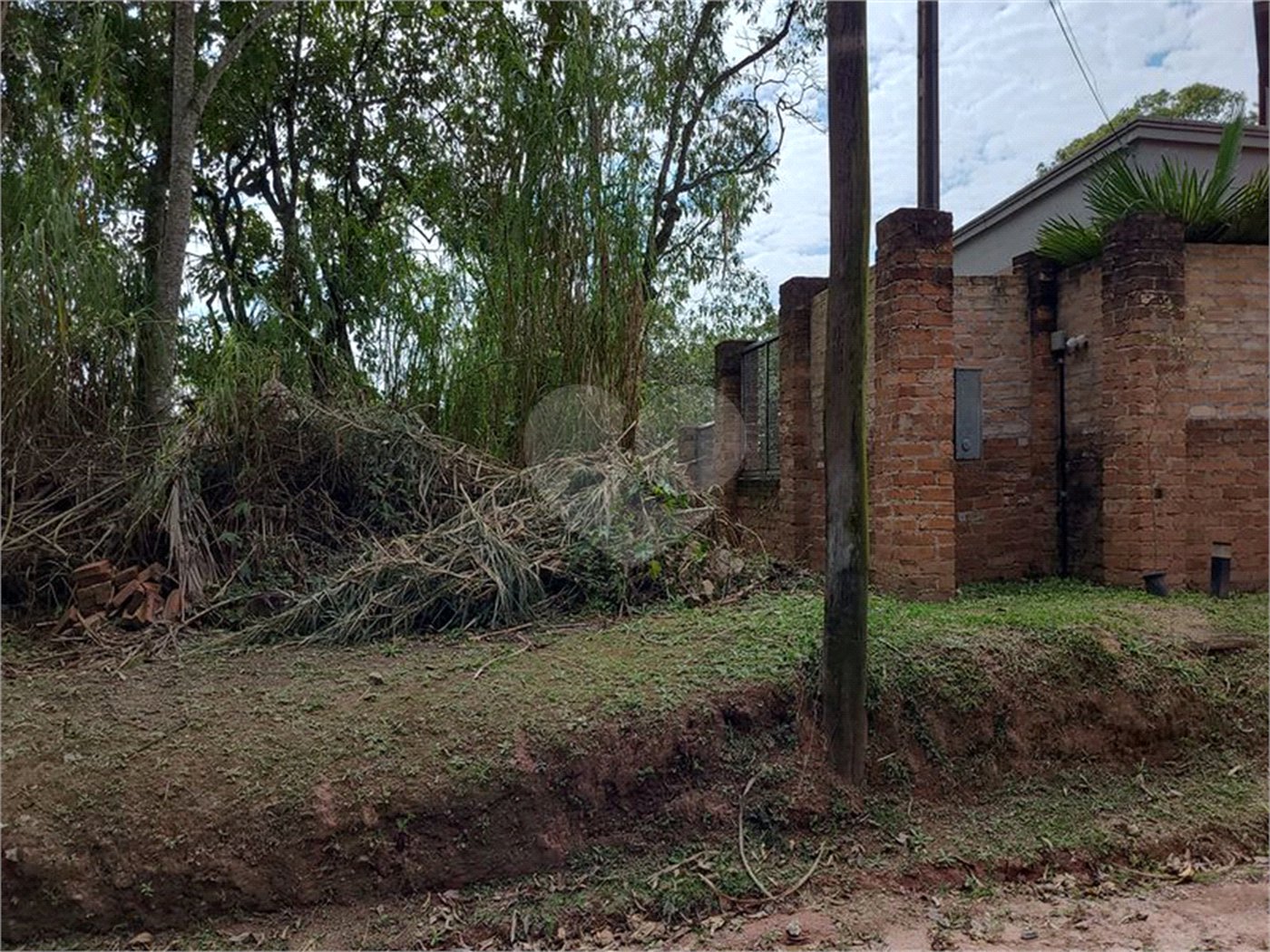 Terreno à venda no condomínio Alpes da Cantareira, Mairiporã - SP