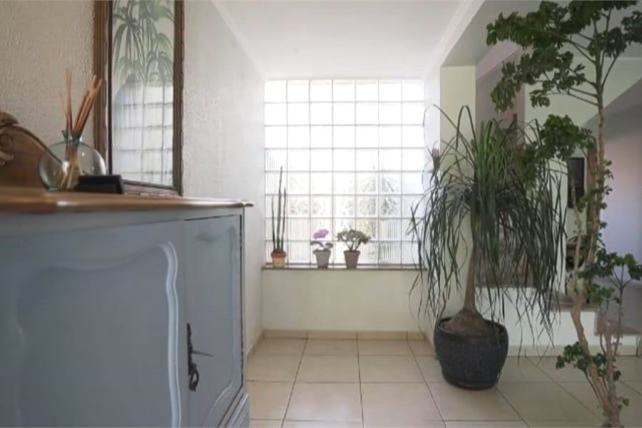 Casa à venda com 4 quartos, sendo 1 suíte, em Jabaquara, São Paulo, SP
