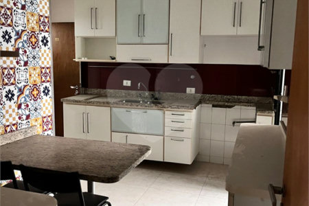 Apartamento à venda ou para alugar com 3 quartos, sendo 1 suíte,  em Vila Pompéia, São Paulo, SP