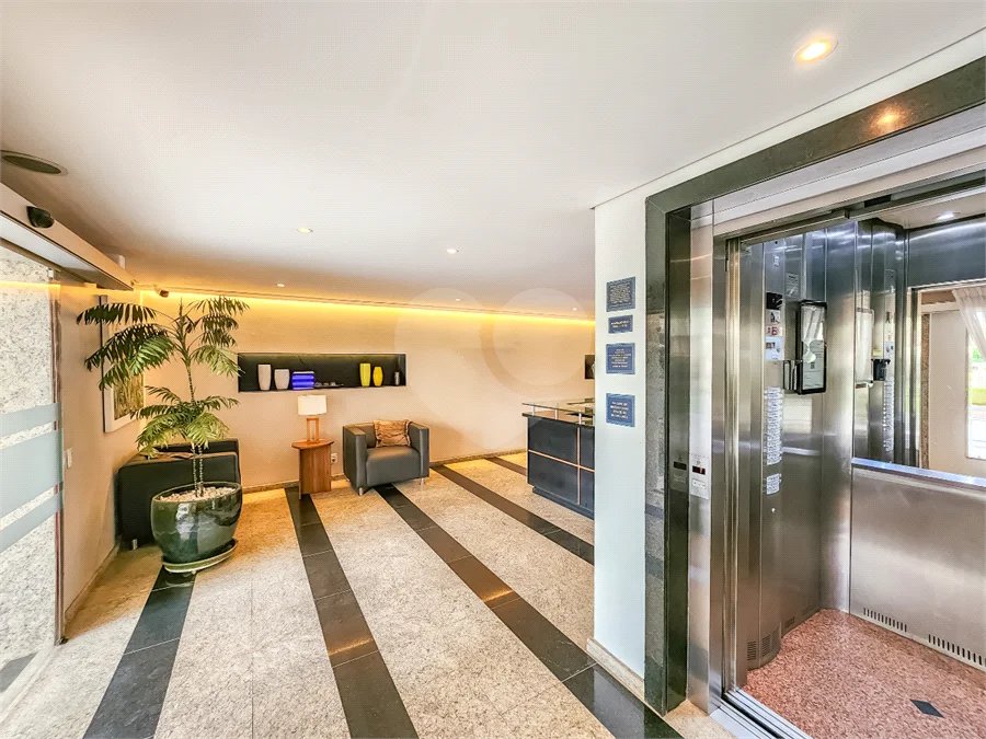 Apartamento com 3 quartos á venda em Santo Amaro, São Paulo - SP