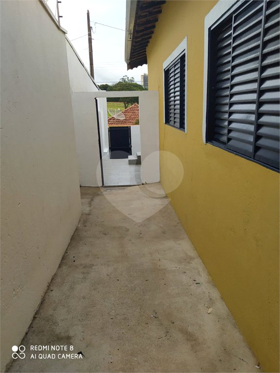 Casa térrea para venda ou locação no bairro Vila Costa do Sol.