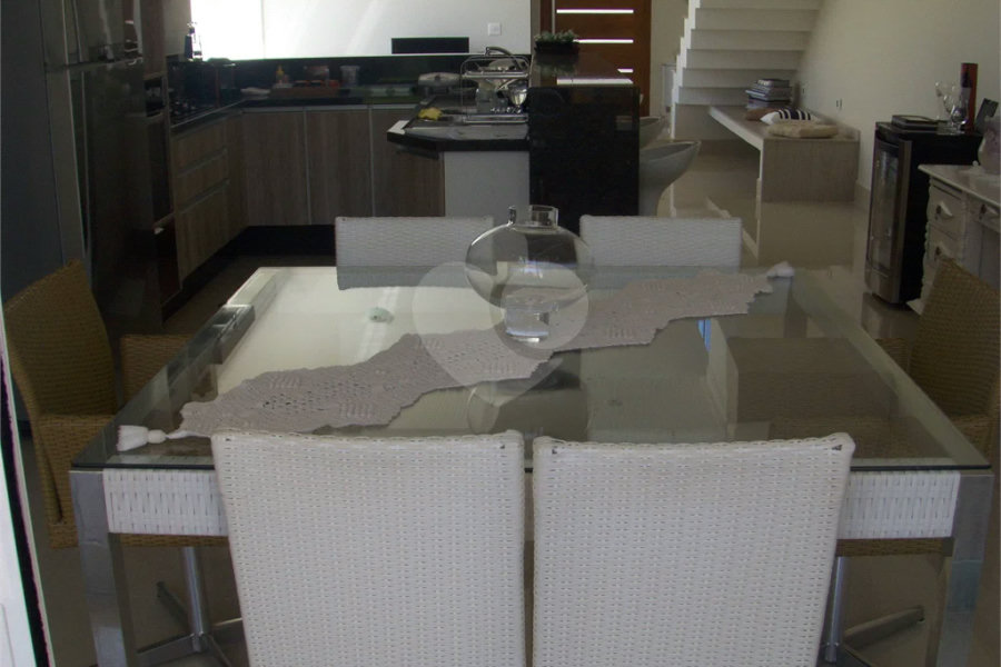 Lindo Sobrado Convívio São Francisco - R$ 980.000,00