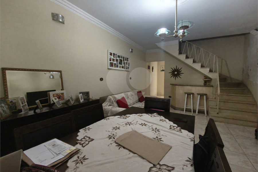 Sobrado à venda com 2 quartos em Santana, São Paulo, SP
