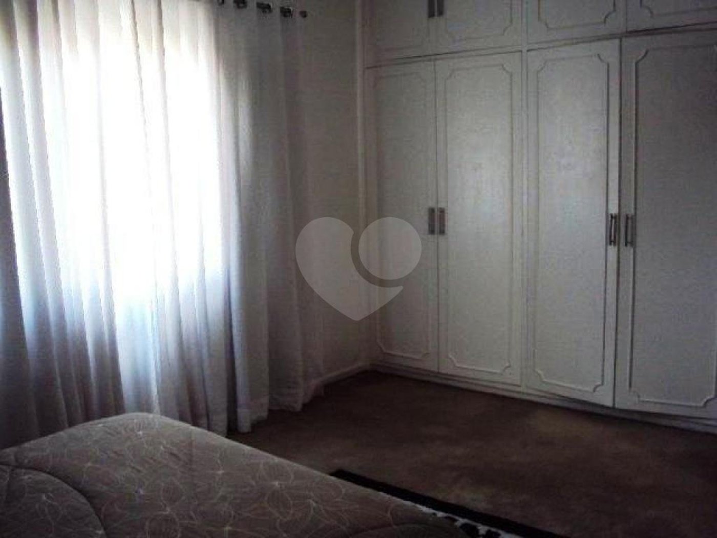 Sobrado à venda com 3 quartos, sendo 1 suíte,  em Vila Paulicéia, São Paulo, SP
