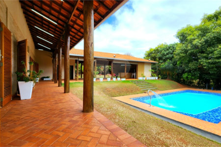 Chácara à venda com 3 quartos, sendo 1 suíte, em Chácara Flora Araraquara, Araraquara, SP