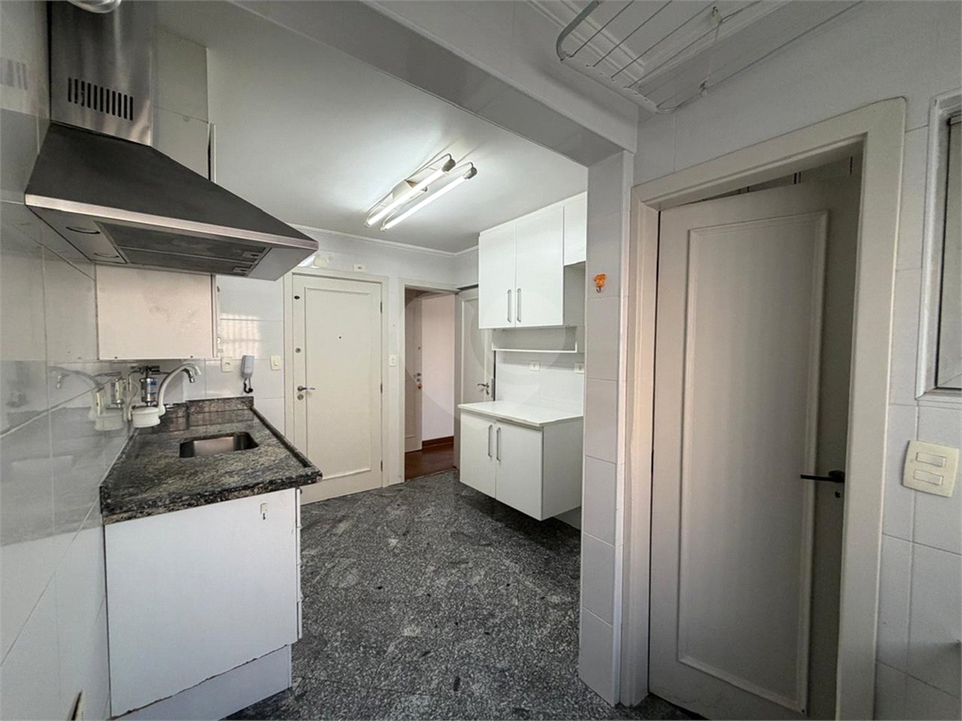 Apartamento à venda com 3 quartos, sendo 1 suíte, em Santana, São Paulo, SP