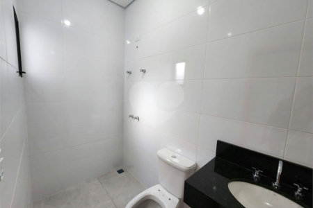 Casa à venda com 3 quartos, sendo 1 suíte, no condomínio Santinon, Sorocaba - SP