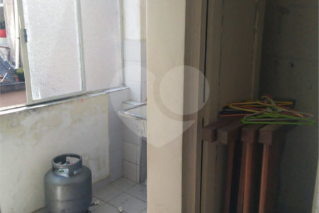 Apartamento à venda com 2 quartos em Vila Romana, São Paulo, SP