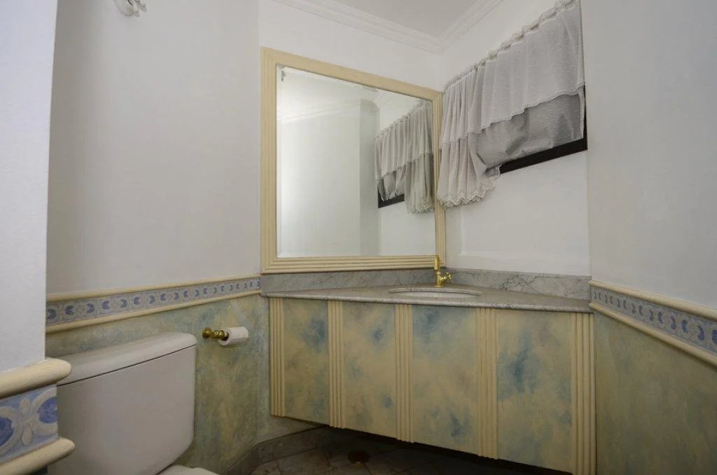 Apartamento à venda com 4 quartos, sendo 2 suítes,  em Paraíso do Morumbi, São Paulo, SP