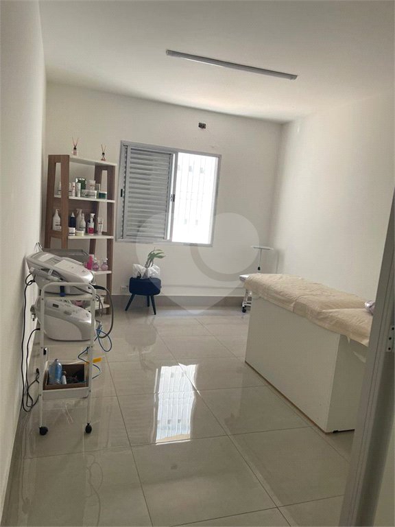 Sobrado à venda com 5 quartos, sendo 1 suíte, em Santa Teresinha, São Paulo, SP