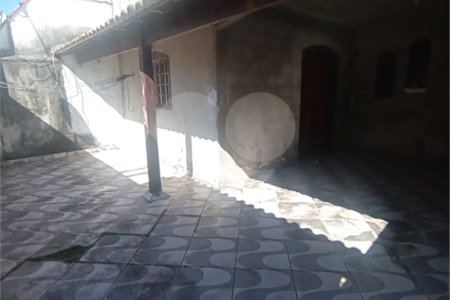 Casa à venda com 2 quartos, sendo 1 suíte, no condomínio River Plate, Rio de Janeiro - RJ