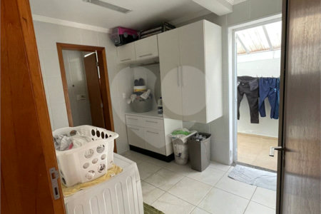 Casa à venda com 4 suítes no condomínio Aruã Lagos, Mogi das Cruzes - SP