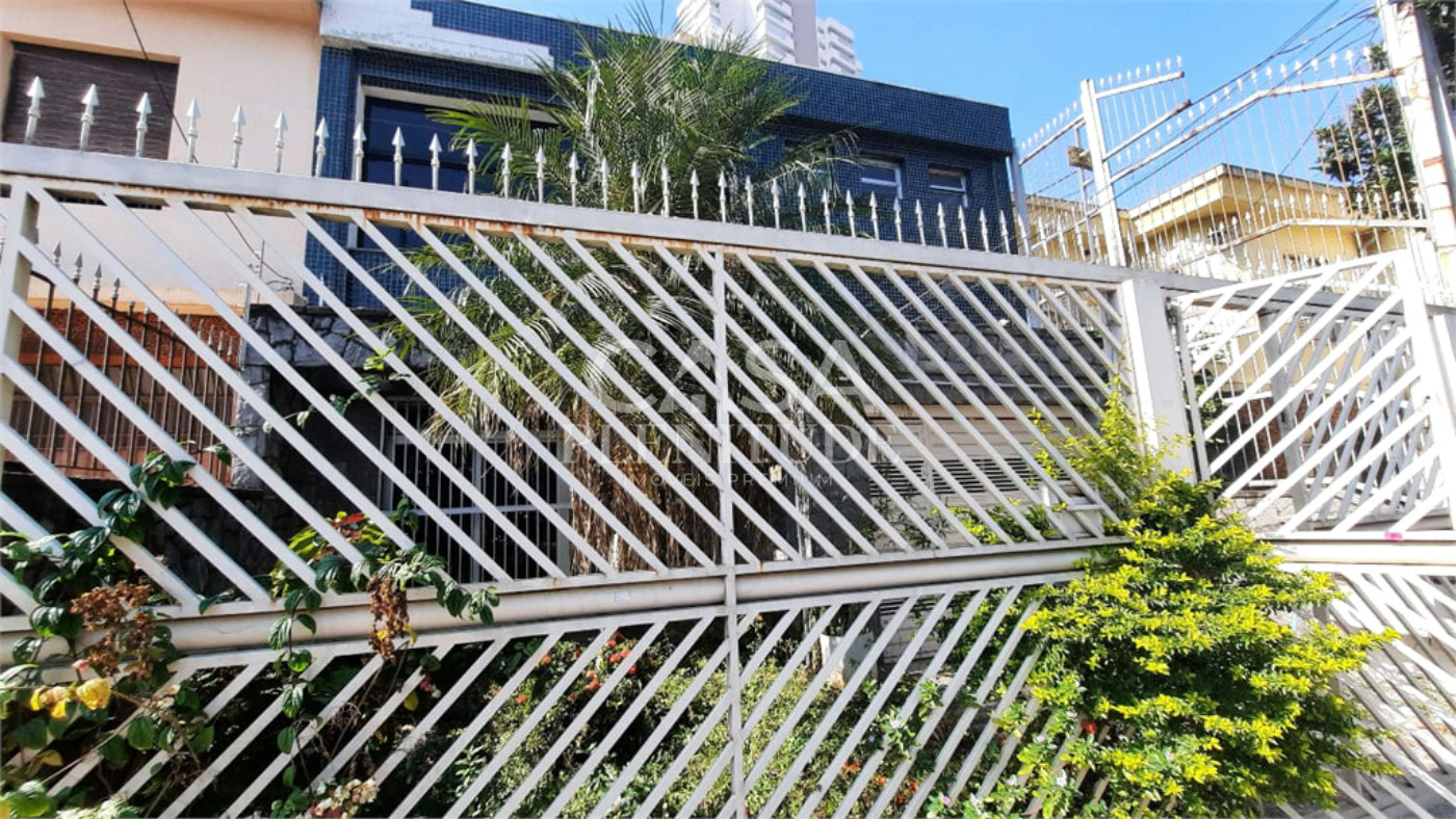Casa à venda com 4 quartos, sendo 1 suíte, em Tatuapé, São Paulo, SP