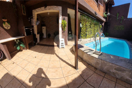 Sobrado à venda com 2 quartos, sendo 1 suíte,  em Jardim do Colégio (zona Norte), São Paulo, SP
