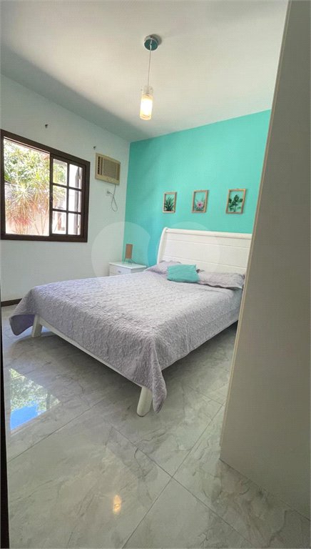 Casa à venda com 4 quartos, sendo 2 suítes, em Caravelas, Armação dos Búzios, RJ