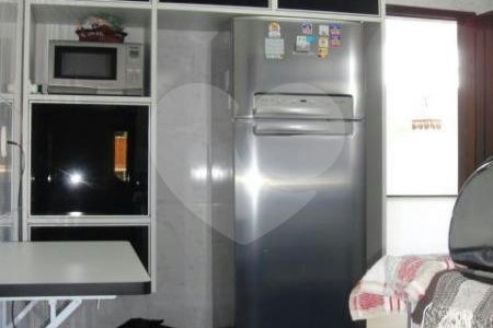 Sobrado à venda com 3 quartos, sendo 2 suítes, em Vila Mazzei, São Paulo, SP