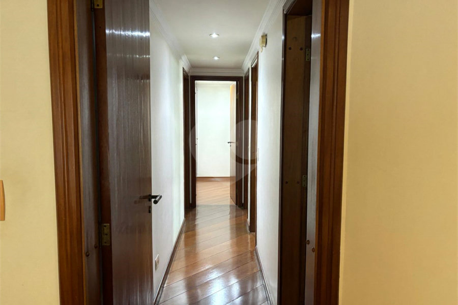 Apartamento à venda com 3 quartos, sendo 1 suíte,  em Santana, São Paulo, SP