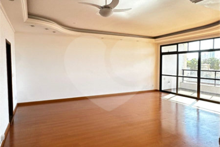 Apartamento à venda com 3 suítes no Centro, Araraquara, SP