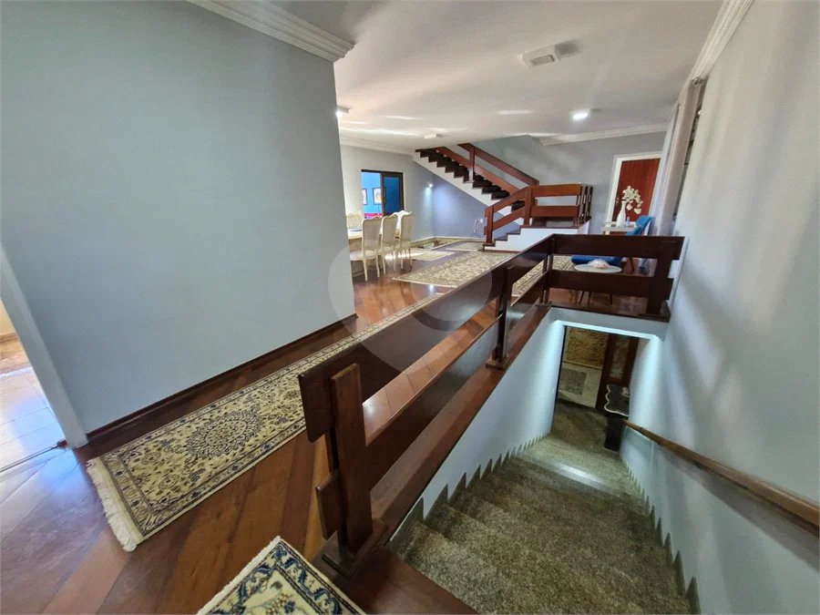 Casa à venda com 4 suítes no condomínio Villa Viana II, Cotia - SP