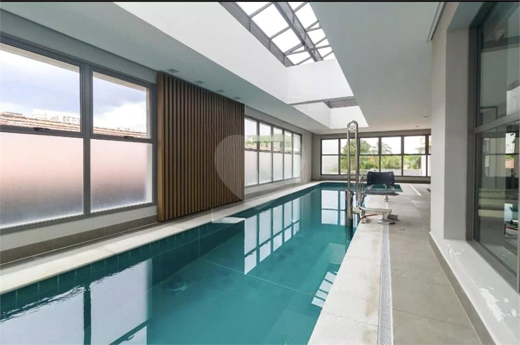 Apartamento à venda com 2 suítes em Campo Belo, São Paulo, SP