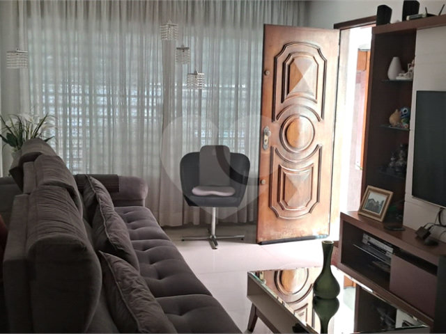 Sobrado à venda com 4 quartos, sendo 2 suítes,  em Mandaqui, São Paulo, SP