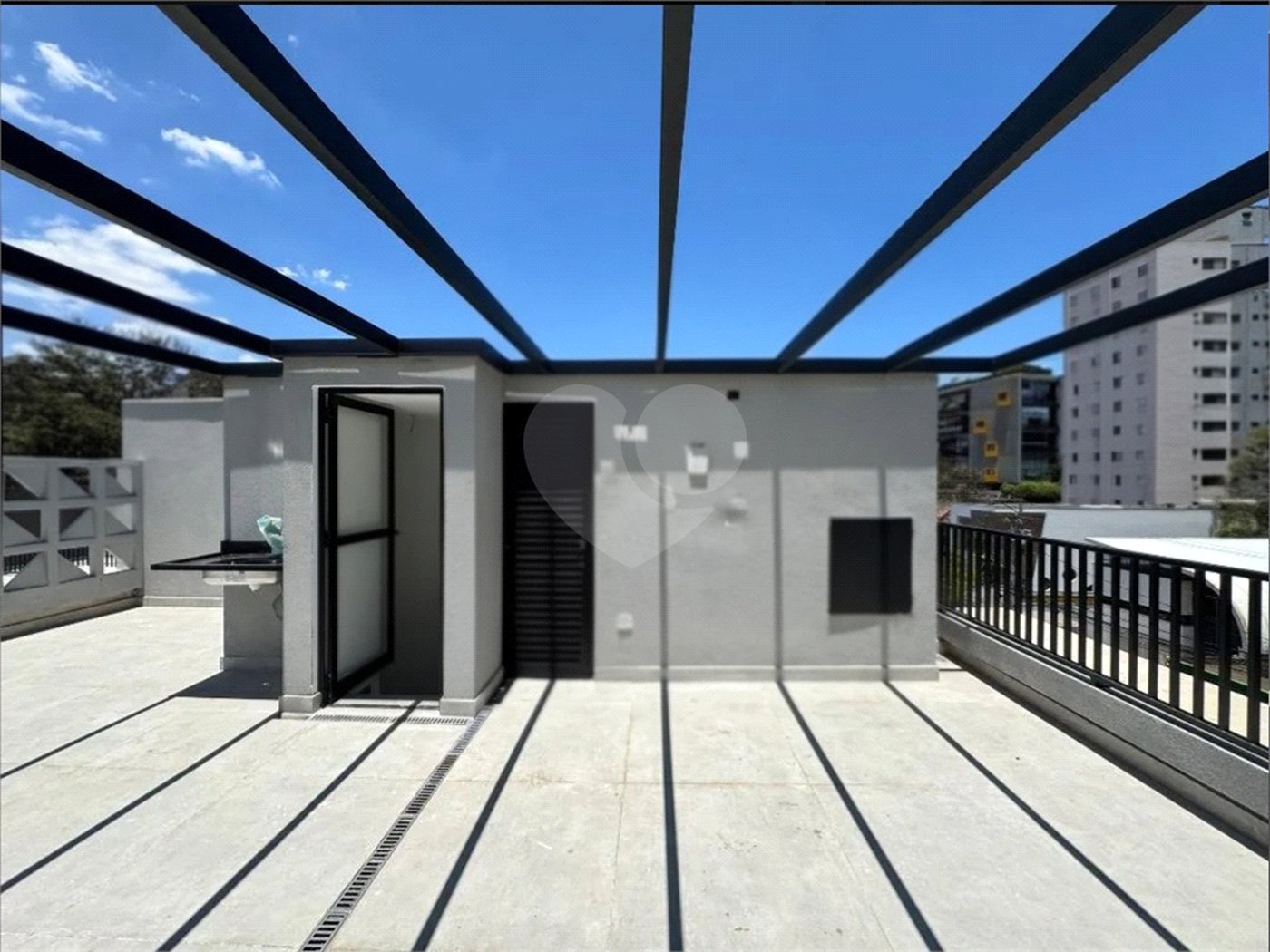 Casa à venda com 3 quartos, sendo 1 suíte, no condomínio : Cube XL Vila Madalena, São Paulo - SP