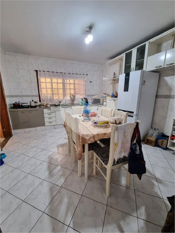 Sobrado à venda com 4 quartos, sendo 2 suítes, em Vila Mazzei, São Paulo, SP