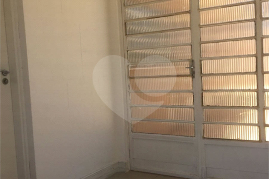 Sobrado à venda com 3 quartos, sendo 1 suíte, em Vila Nova Mazzei, São Paulo, SP