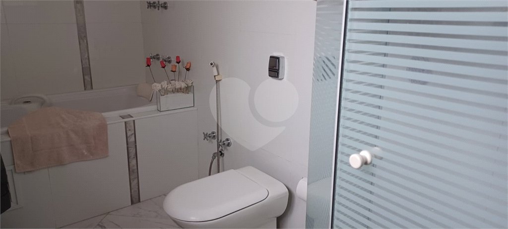 Apartamento à venda com 4 quartos, sendo 2 suítes, em Santana, São Paulo, SP