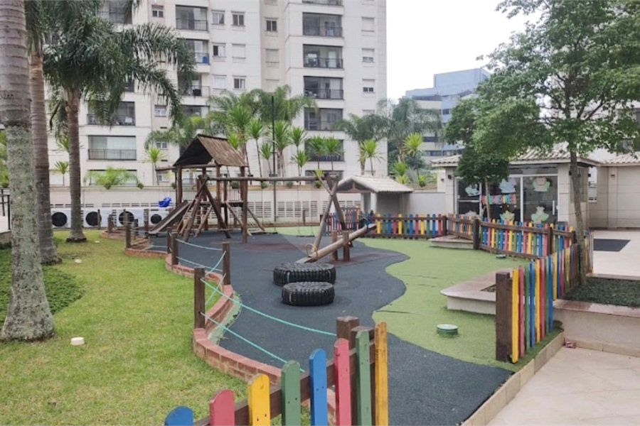 Apartamento com 2 vagas e 70 metros em condomínio clube com lazer completo