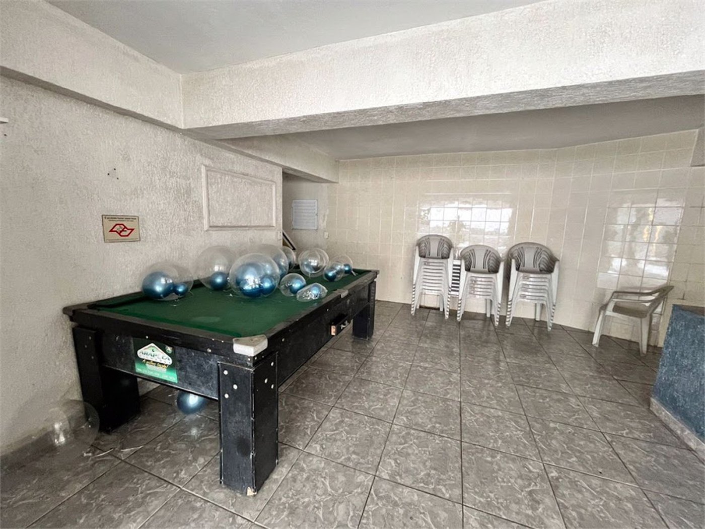 Apartamento com 2 dormitórios à venda, 80 m² por R$ 290.000,00 - Enseada - Guarujá/SP