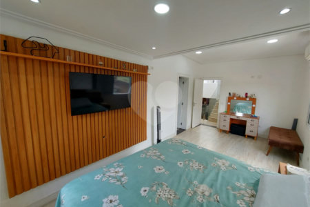 Casa à venda com 4 suítes em Lapa, São Paulo, SP
