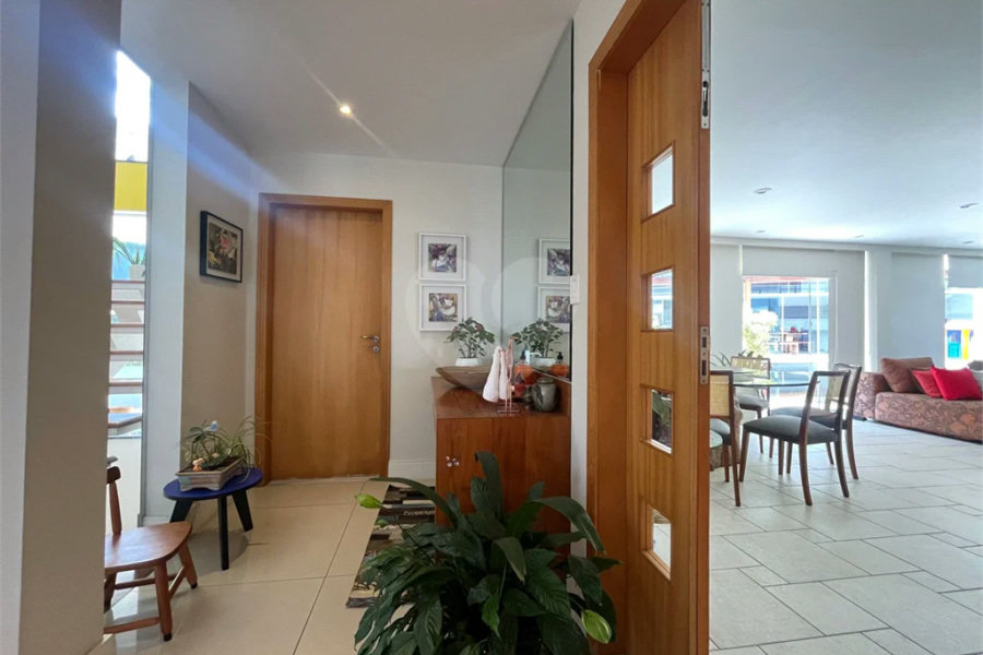 Casa à venda com 5 suítes em Tremembé, São Paulo, SP